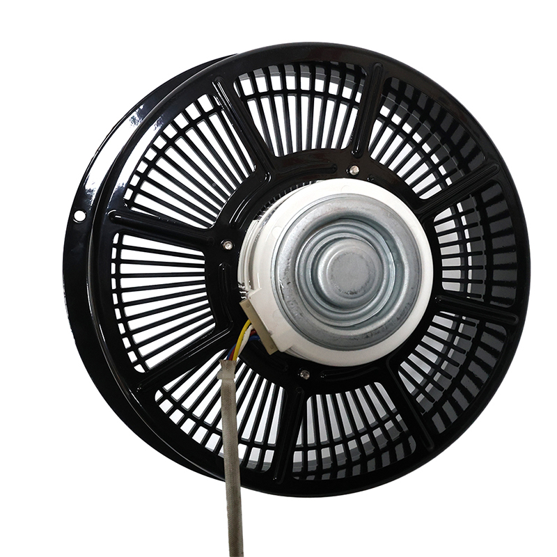 How do fume-purifying fume separators achieve visible fume separation?